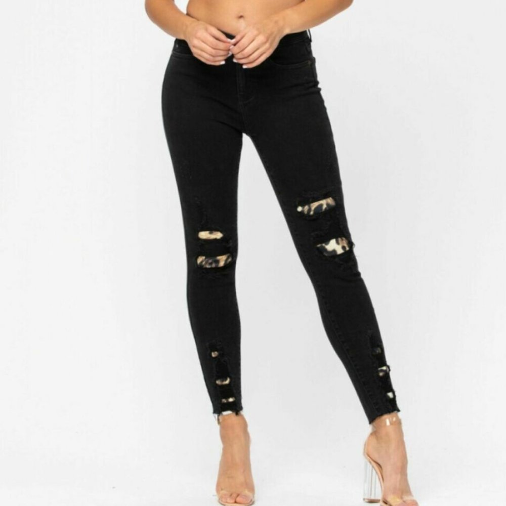 Black Destroyed Leopard Patch Skinny